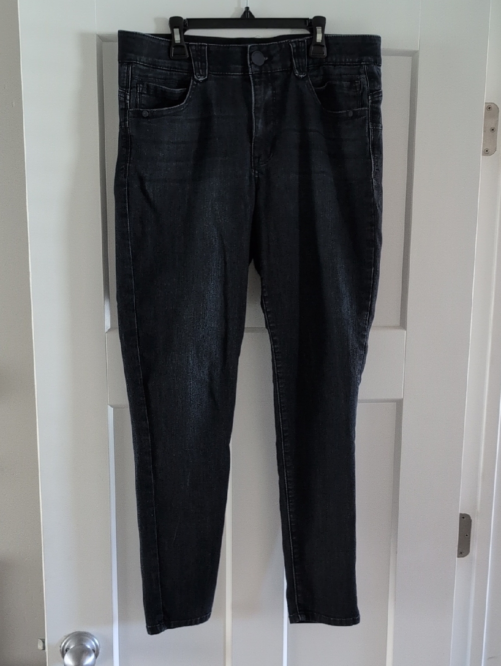 Democracy Skinny Jeans in Dark Blue